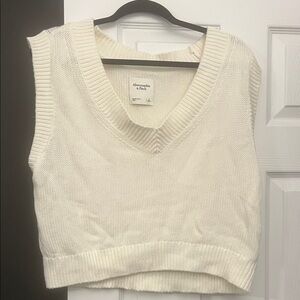 Abercrombie & Fitch Cream Knit Vest
